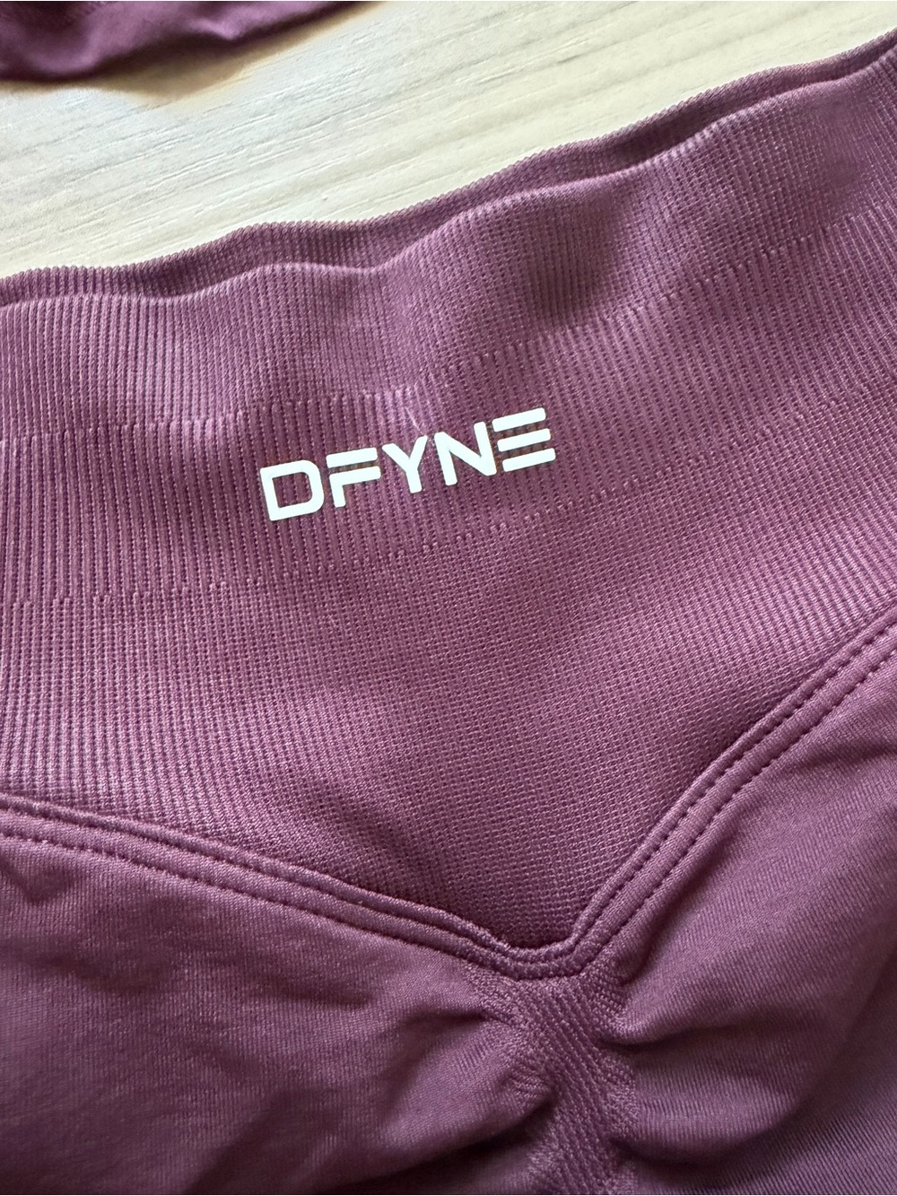 DFYNE women workout set as new - Picture 5 of 6